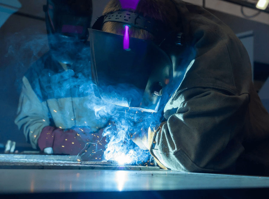 ОМК выступила партнером студенческой олимпиады сварщиков